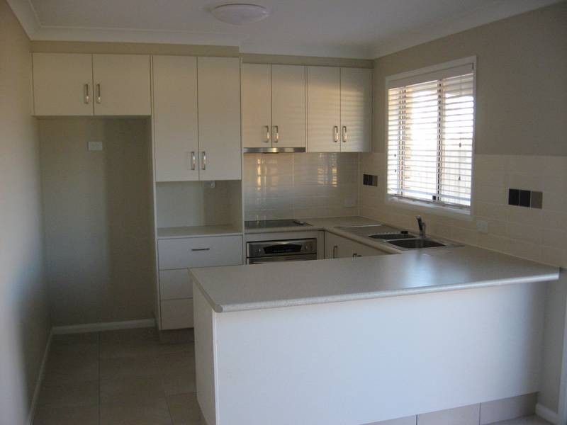 2/105 Zeller Street, Chinchilla QLD 4413