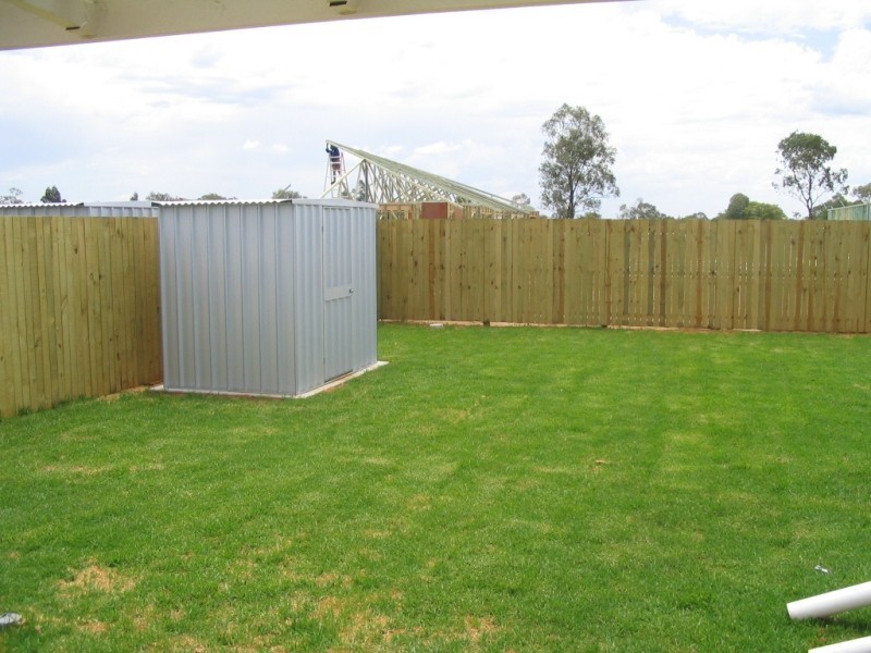 2/105 Zeller Street, Chinchilla QLD 4413