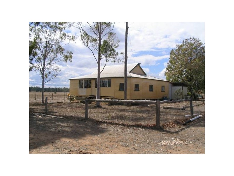 40 Red Hill Road, Chinchilla QLD 4413