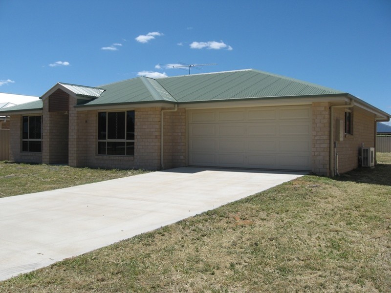 12 Keating Street, Chinchilla QLD 4413