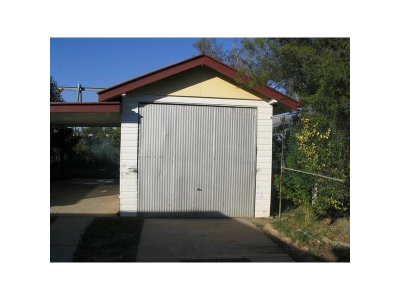 55 Bell Street, Chinchilla QLD 4413