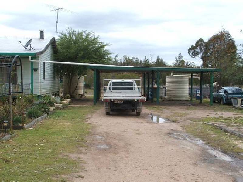 18 Emu Parade, Tara QLD 4421