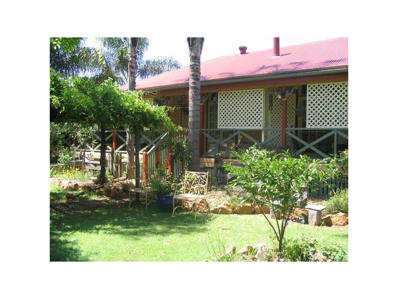 1 Helena Street, Chinchilla QLD 4413