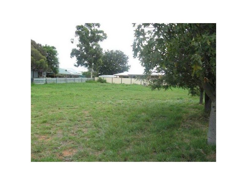 4 Mann, Chinchilla QLD 4413