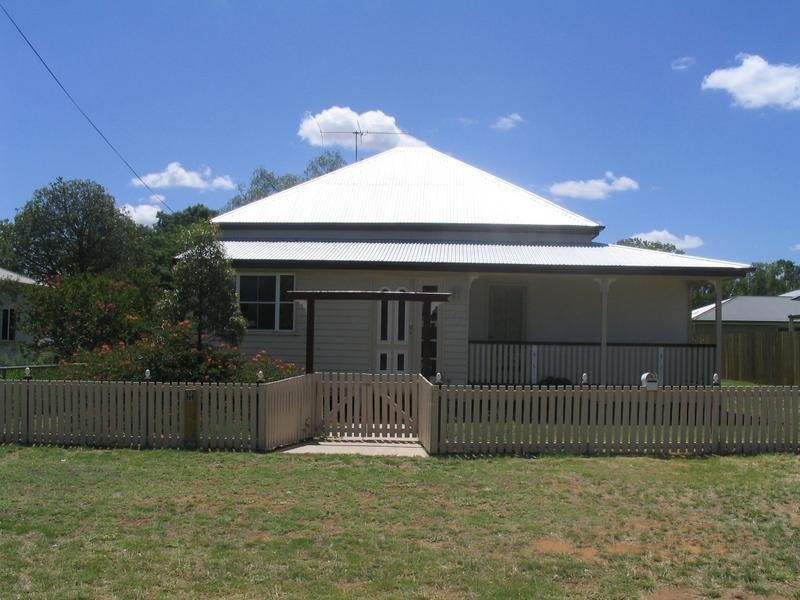 77 Boyd Street, Chinchilla QLD 4413