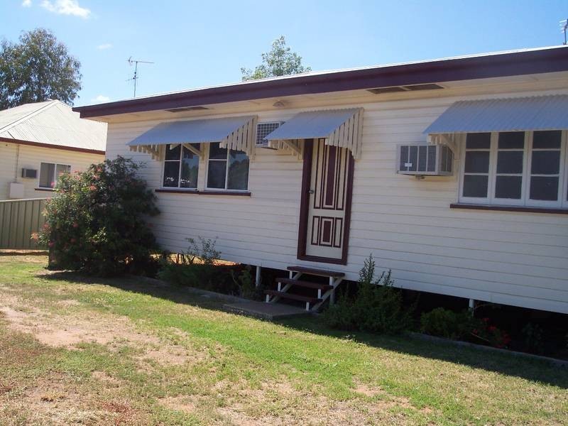 1/13 Wood Street, Chinchilla QLD 4413