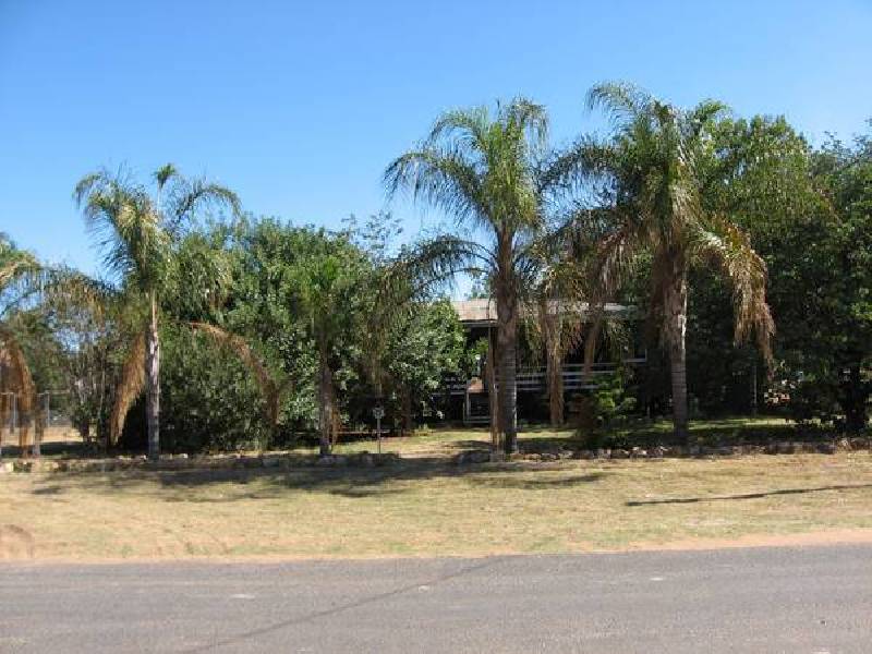 17 Edward Street, Chinchilla QLD 4413