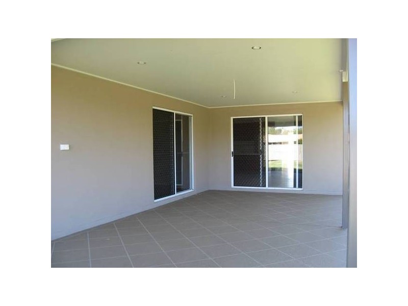 11 Sommerfeld Crescent, Chinchilla QLD 4413