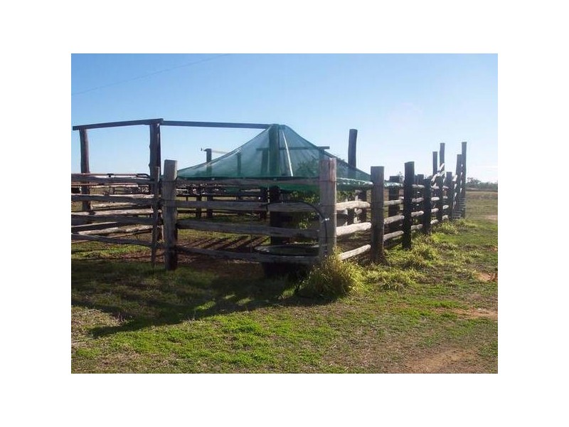 1 Dahlers, Chinchilla QLD 4413