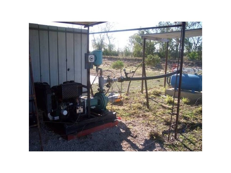 1 Dahlers, Chinchilla QLD 4413