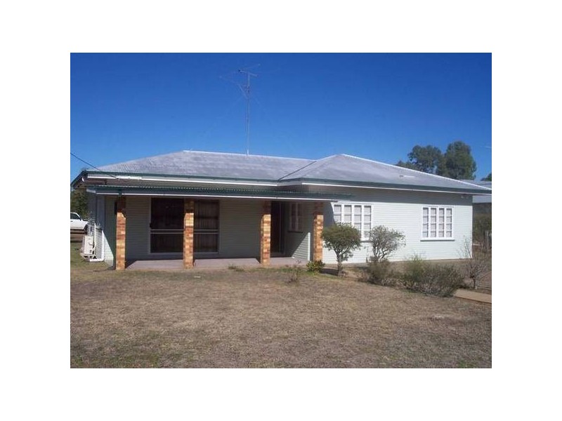 90 Glasson Street, Chinchilla QLD 4413