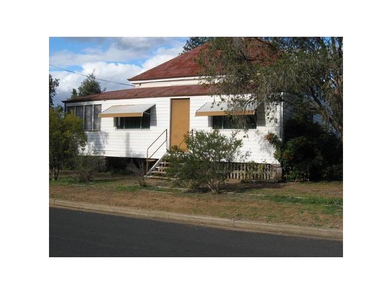 44 Helena, Chinchilla QLD 4413