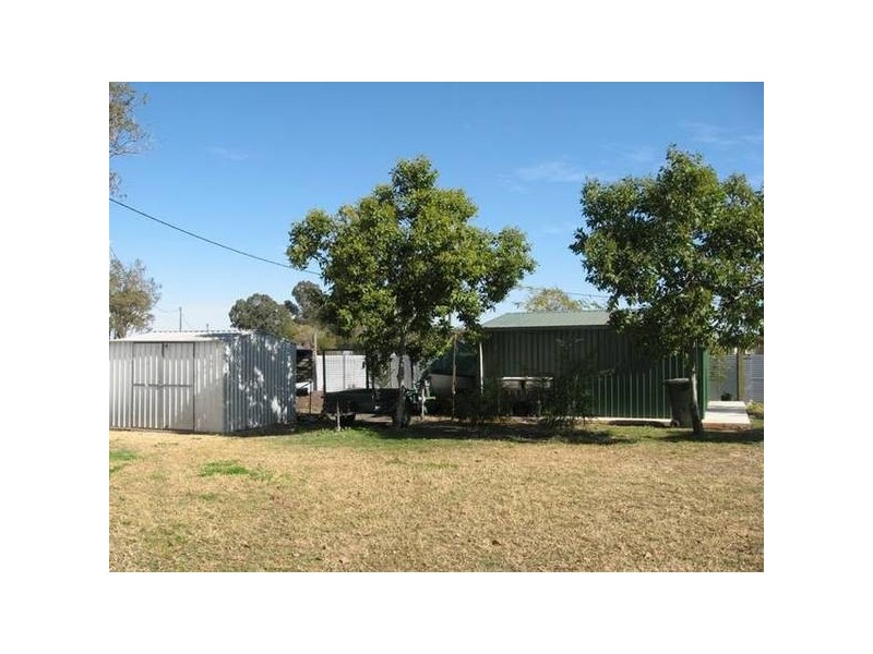 1 Heeney, Chinchilla QLD 4413