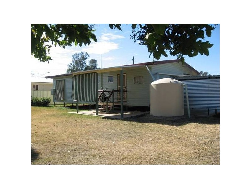 1 Heeney, Chinchilla QLD 4413