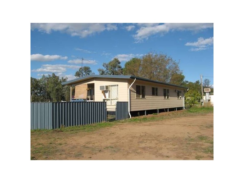 25 Forrest, Chinchilla QLD 4413