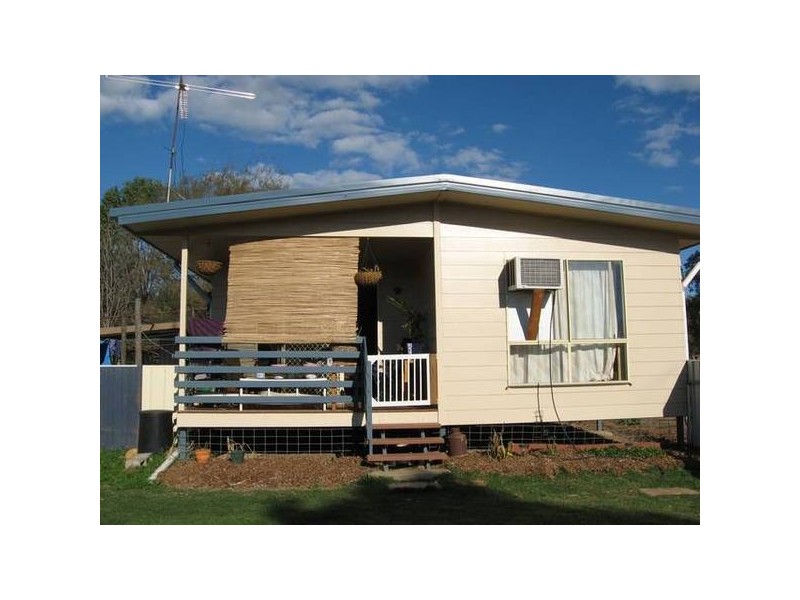 25 Forrest, Chinchilla QLD 4413