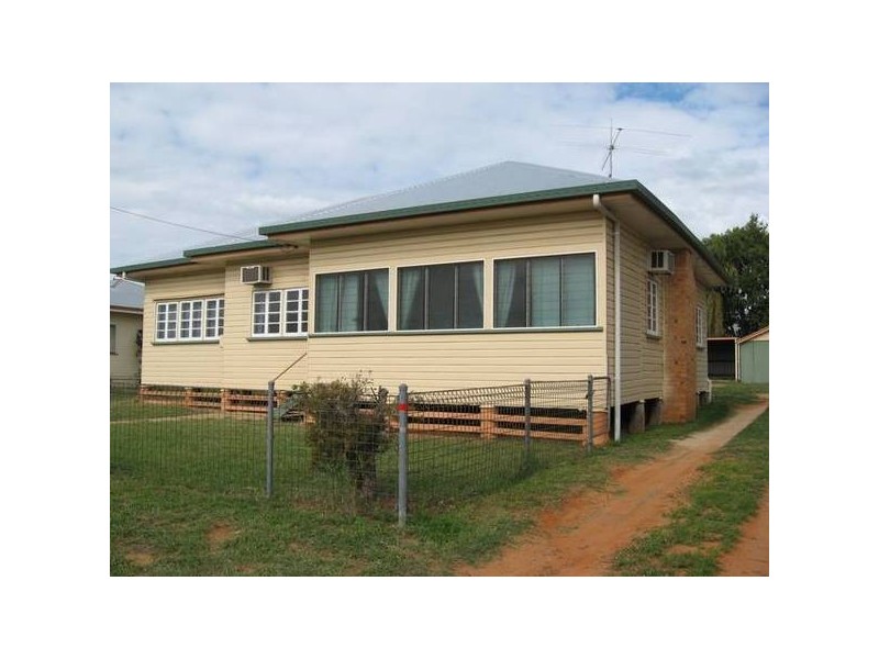 16 Wambo, Chinchilla QLD 4413