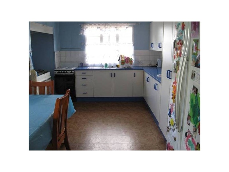 16 Wambo, Chinchilla QLD 4413