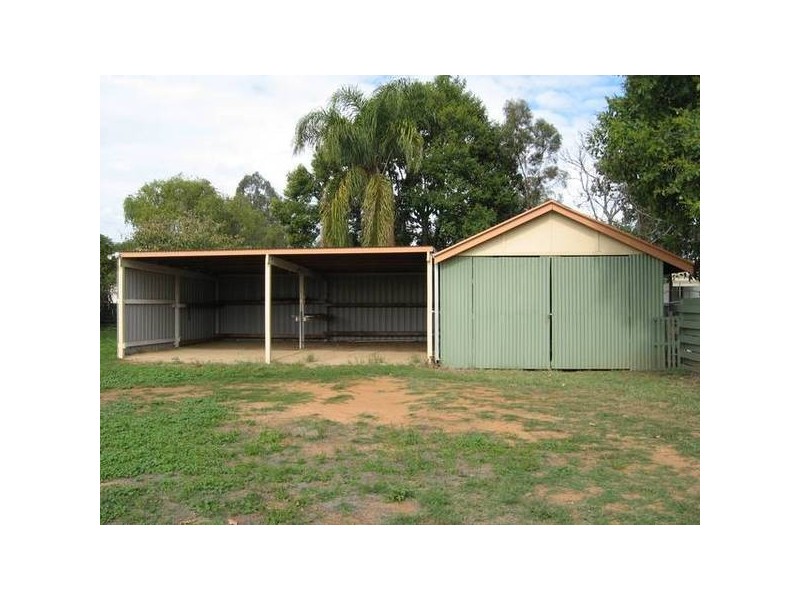 16 Wambo, Chinchilla QLD 4413