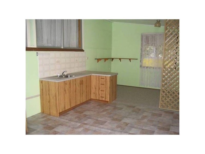 55 Bell St, Chinchilla QLD 4413