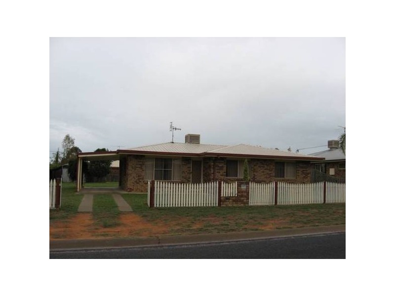 60 Mcintyre Street, Chinchilla QLD 4413