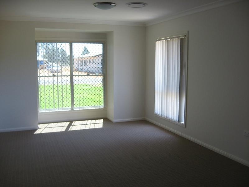 11 Sommerfeld Crs, Chinchilla QLD 4413