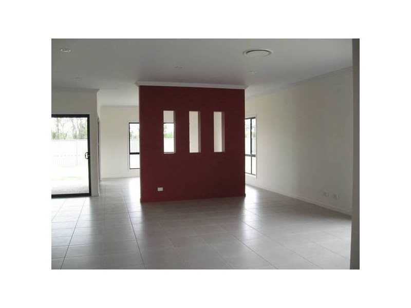 12 Sommerfeld Crescent, Chinchilla QLD 4413