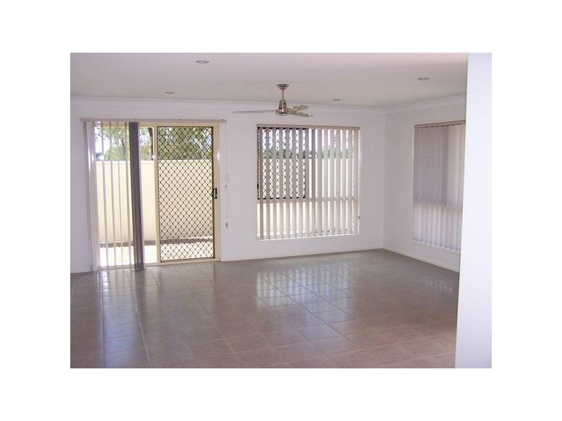 1 & 2 Zeller St, Chinchilla QLD 4413