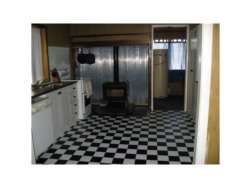 31 Helena, Chinchilla QLD 4413