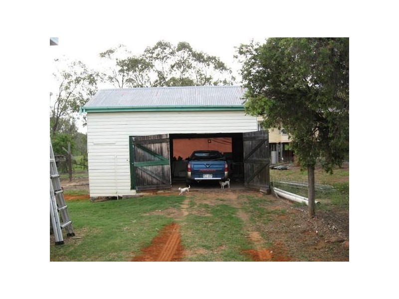 31 Helena, Chinchilla QLD 4413