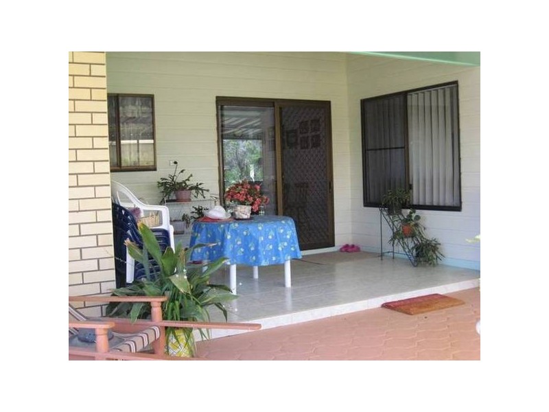 13 Warren, Chinchilla QLD 4413