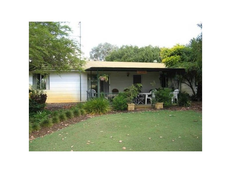 105 Windmill Road, Chinchilla QLD 4413