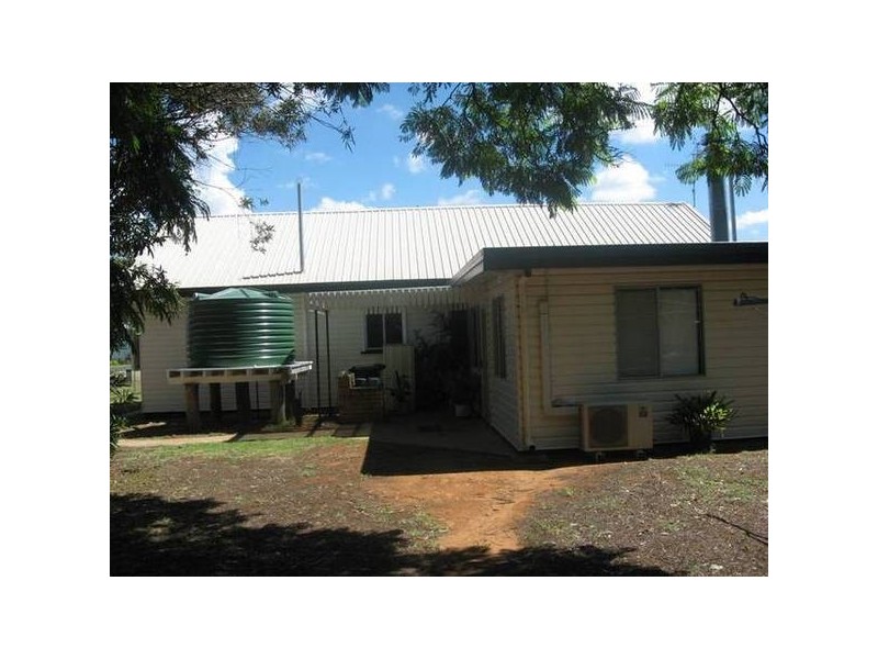 82 Glasson, Chinchilla QLD 4413