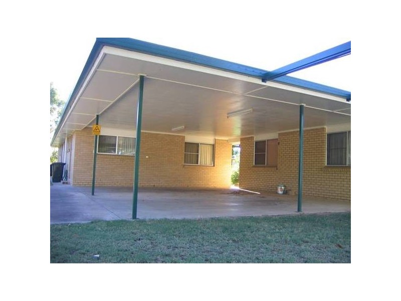 3/15 Mann, Chinchilla QLD 4413