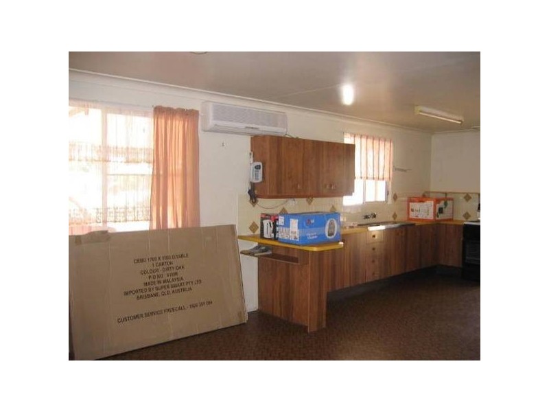 1/15 Mann, Chinchilla QLD 4413