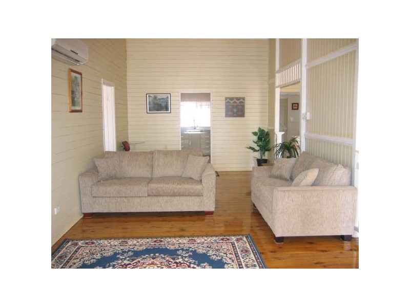 50 Railway Street, Chinchilla QLD 4413