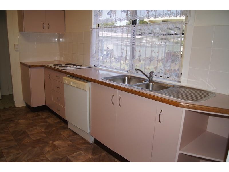 2/62 Park Street, Chinchilla QLD 4413