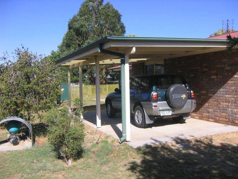 17 Beasley Street, Chinchilla QLD 4413