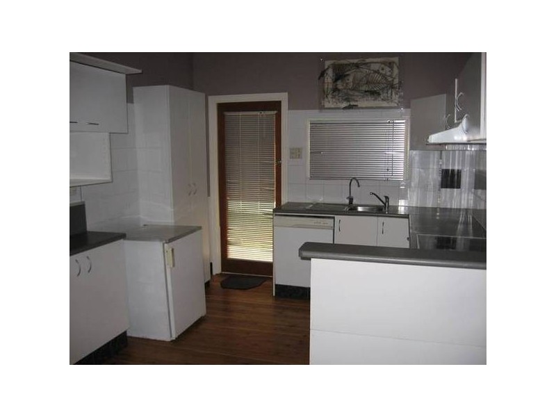 11 Nevell, Chinchilla QLD 4413