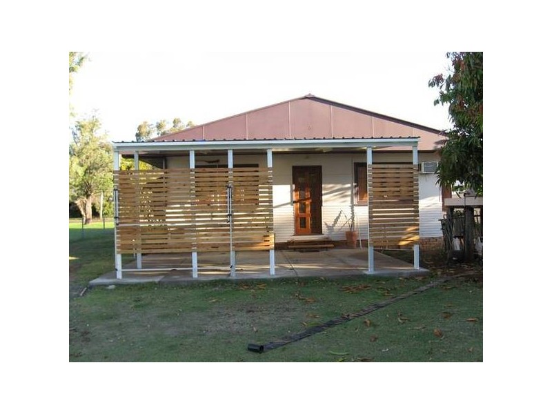 11 Nevell, Chinchilla QLD 4413