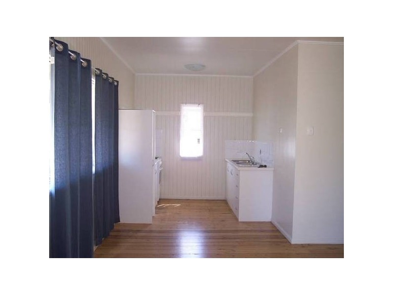 13 Wood Street, Chinchilla QLD 4413