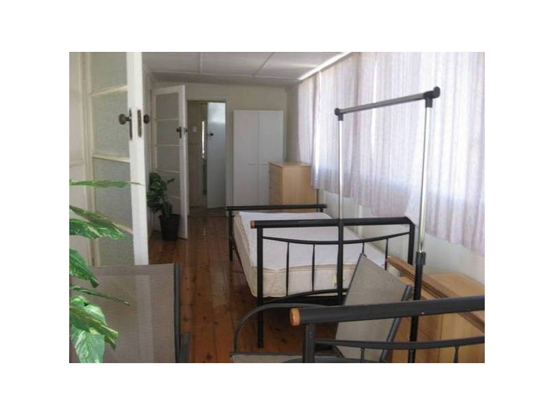 50 Railway, Chinchilla QLD 4413