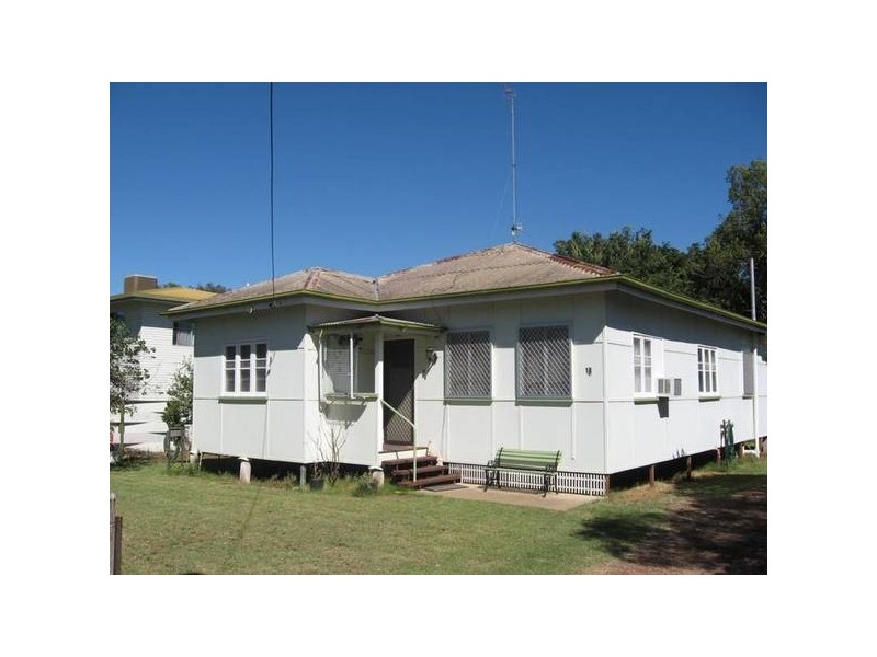 13 Burbank, Chinchilla QLD 4413