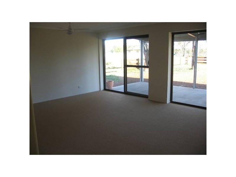 12 Hickey Street, Jandowae QLD 4410