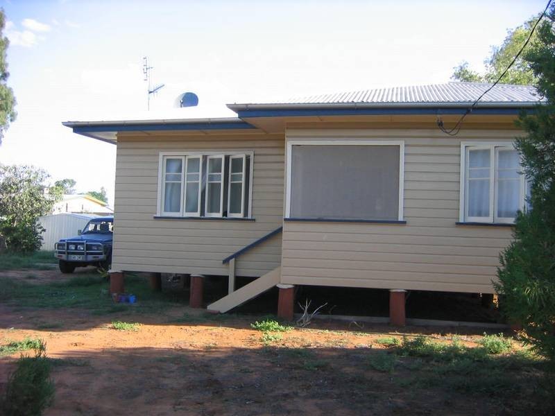 14 Barber Street, Chinchilla QLD 4413