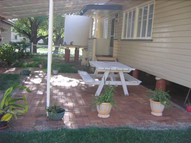 14 Barber Street, Chinchilla QLD 4413