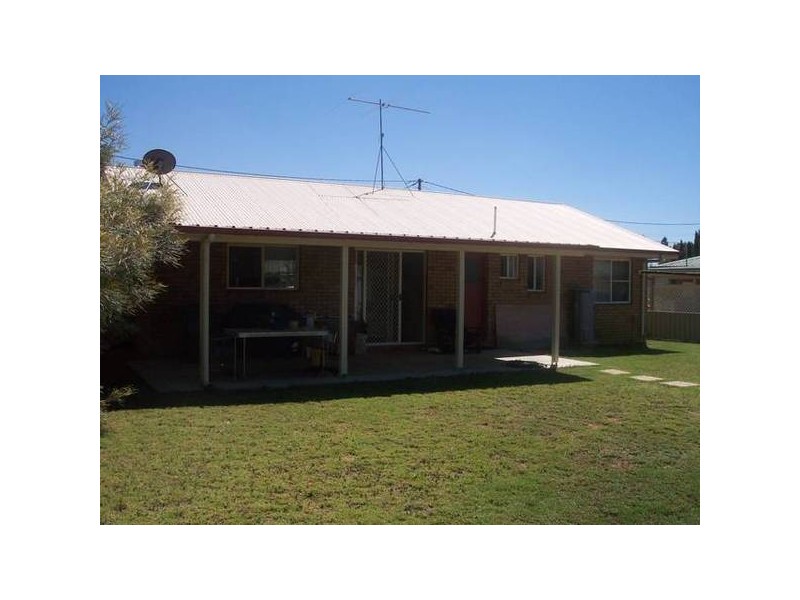 10 McIntyre, Chinchilla QLD 4413