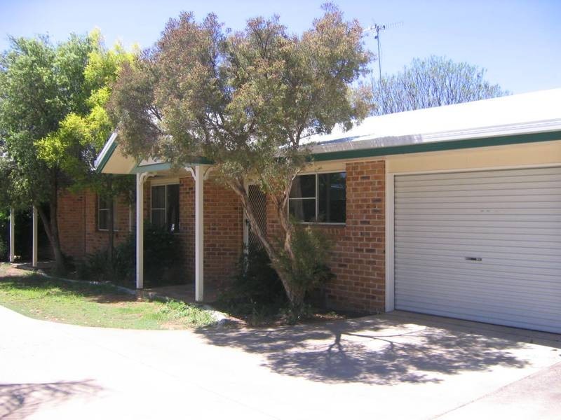 2/72 Wambo Street, Chinchilla QLD 4413