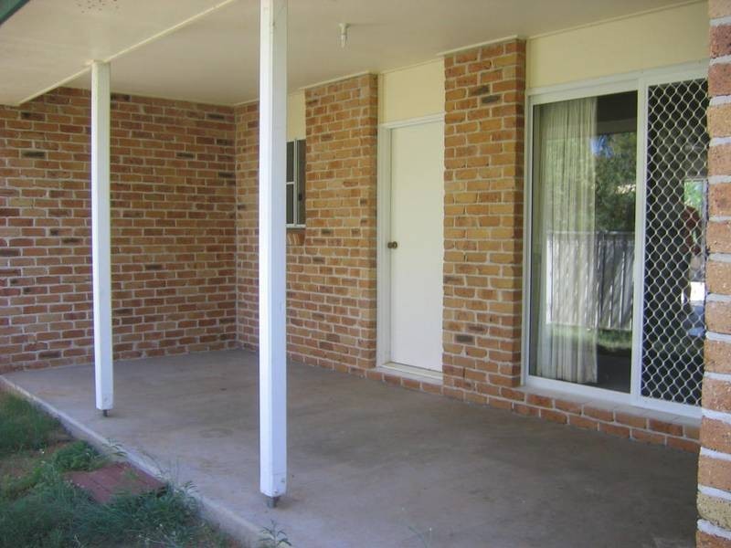 2/72 Wambo Street, Chinchilla QLD 4413