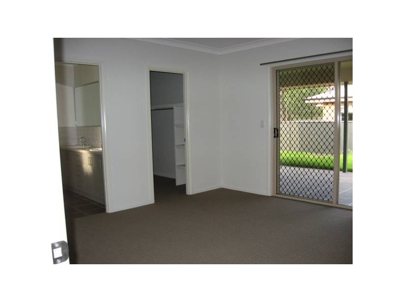 37 Sommerfeld Crs, Chinchilla QLD 4413